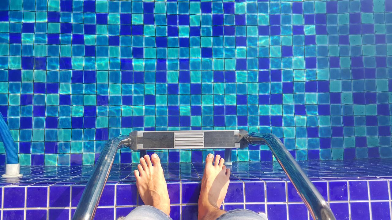 Homestay Atlantis Pool @ Tambun Ipoh