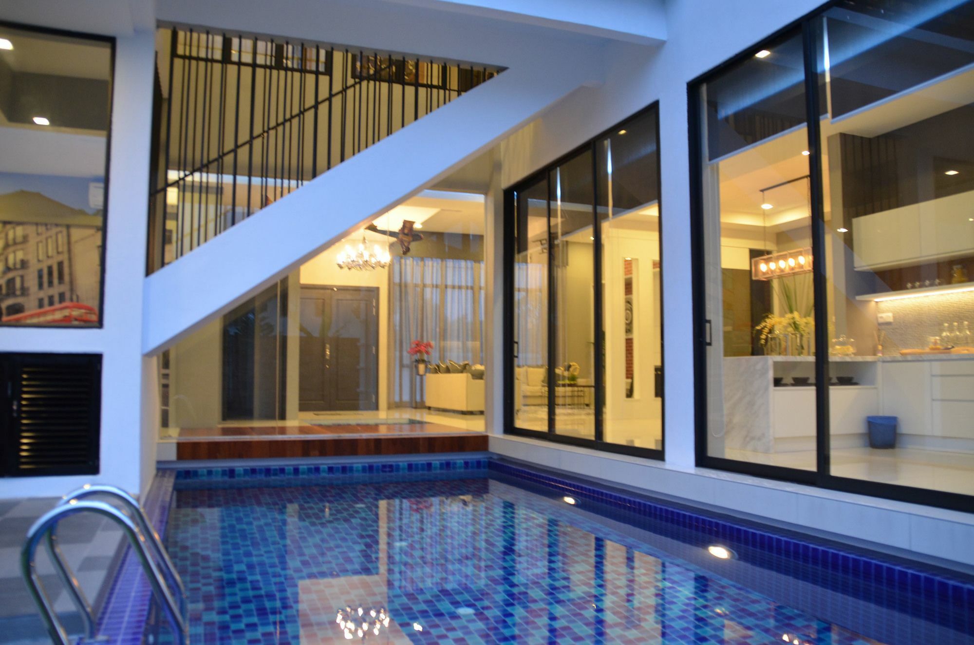 Atlantis Pool @ Tambun Homestay *